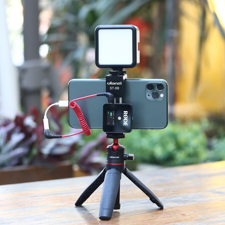 ULANZI ST-08 Aluminum Phone Holder Clip Vlog Microphone Mic Mount Tripod Adapter for RODE WIreless Go
