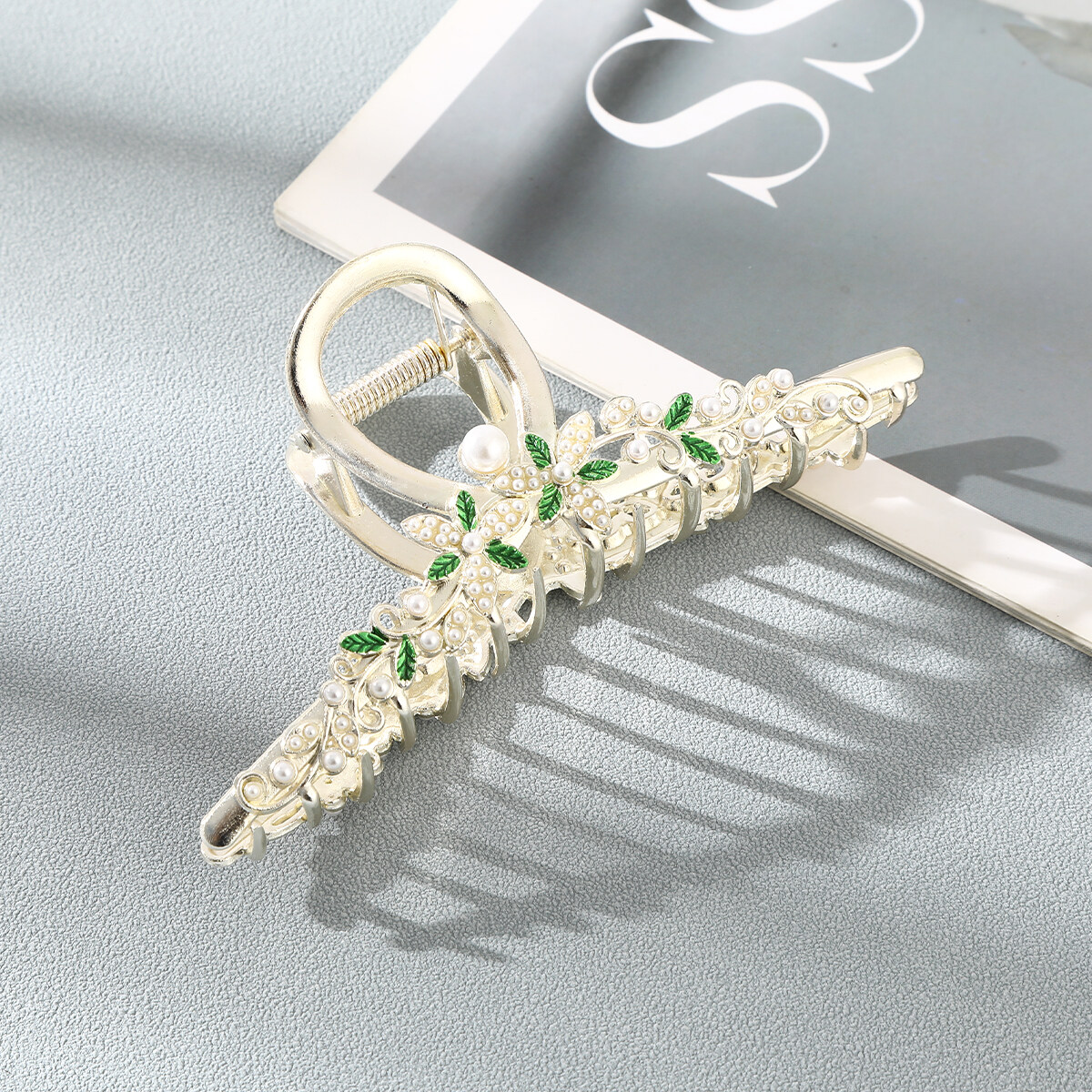 1pc Fashion Korean Style Alloy Hair Clip Senior Retro Style Flower Leaves Pearl Hairpin Catch Hair Accessories